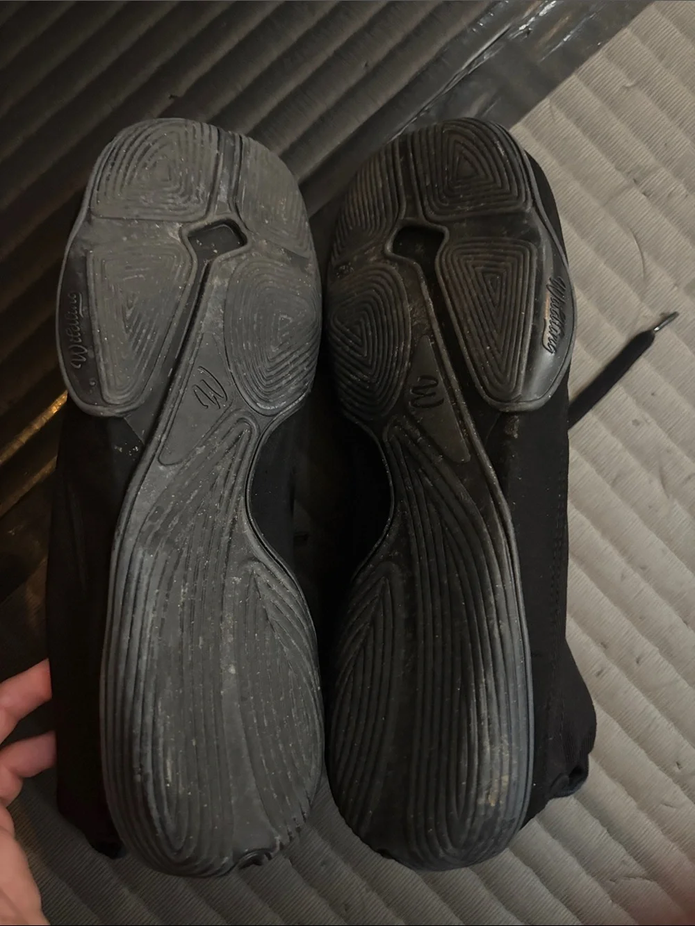 Wildling Atmo Black size 41 (US 8)